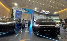 Diperkenalkan di GIIAS Surabaya, BYD M6 Jadi MPV Listrik Medium Pertama untuk Keluarga