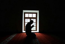 Mengubah Kedzaliman Menjadi Berkah, Cara Islam Menjaga Harmoni Keluarga