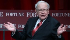 Tolong Simak Baik Baik, Kali Ini Warren Buffet Bicara Serius Agar Bisa Mencapai Sukses