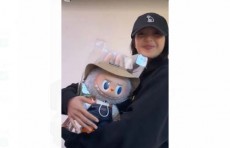 Demi Boneka Labubu, Orang-orang Rela Antre Depan Mal dari Sebelum Subuh
