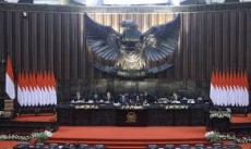 Pimpinan MPR Resmi Dilantik, Berikut Nama Namanya