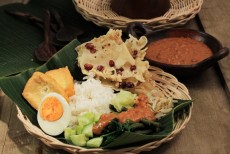 Dinobatkan Sebagai Salad Terbaik di Dunia, Ini Pecel Paling Enak di Jakarta