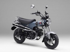 Honda ST125 Dax Tampil Retro Sekaligus Modern, OTR Rp82 Jutaan