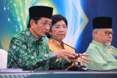 Menag: Kita Perlu Mengkaji Bagaimana Zakat dan Wakaf Bisa Jadi Jawaban Atas Masalah Global