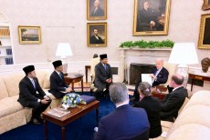 Presiden Prabowo Disambut Hangat Biden di Gedung Putih, Bahas Kerja Sama Strategis AS-Indonesia