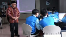 Mendikdasmen Tinjau Pembelajaran Coding di SMP Prima Cendekia Bandung, Bakal Jadi Mata Pelajaran Pilihan