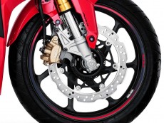 Bukan Cuman Gaya-gayaan, Ternyata ini Alasan Piringan Rem Cakram Dibuat Berlubang