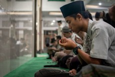 5 Doa Pagi Hari untuk Muslim, Awali Hari dengan Berserah Diri