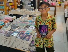 Muhammad DeLiang Al-Farabi, Anak Ajaib dari Trenggalek Penulis 40 Buku Bahasa Inggris