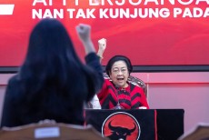 5 Fakta Menarik HUT PDIP ke-52, Diberi Kado Pencabutan TAP MPRS 1967 hingga Puisi 'Dibakar Luka'