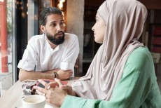 Hak Istri Atas Suami: Tak Sekadar Memenuhi Kebutuhan Materi