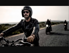 4 Tips Memilih Kacamata Hitam untuk Riding Siang Hari