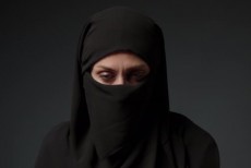 Kisah Saudah binti Zam'ah: Istri Nabi yang Panjang Tangannya
