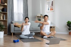 5 Olahraga di Rumah yang Bantu Turunkan Berat Badan
