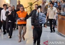Sekjen PDIP Hasto Kristiyanto Ditahan KPK, Pakai Rompi Oranye dan Tangan Diborgol
