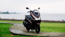 Honda PCX 160 Raih Penghargaan Big Scooter Terbaik di IIMS 2025, Laku 156 Unit