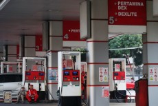 Fenomena Konsumen Beralih ke SPBU Swasta Pasca Kasus Korupsi Pertamina, Jampidsus: Jangan Tinggalkan Produk Kita