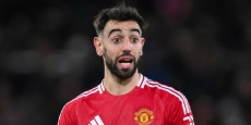 Bruno Fernandes Gila! Hat-trick Sempurna Bawa MU Hajar Real Sociedad 4-1