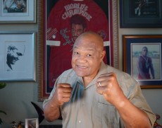 Petinju Legendaris George Foreman Meninggal Dunia di Usia 76 Tahun