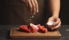 Tips Mengonsumsi Daging Kurban saat Idul Adha yang Baik untuk Kesehatan