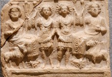 Amr bin Luhay dan Patung Hubal: Awal Penyembahan Berhala di Tanah Arab