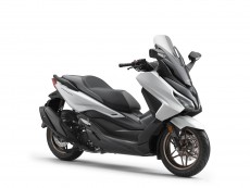 Dijual Rp94 Jutaan, Honda Forza Tampil dengan Penyegaran Terbaru