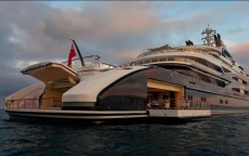 Putra Mahkota Saudi MBS Kalahkan Bill Gates: Beli Kapal Mewah 8,5 Triliun Uangnya Ditransfer Dalam Dua Hari