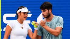 Carlos Alcaraz dan Emma Raducanu Bikin Sensasi Lagi Tampil di Tournamen Ekhibisi