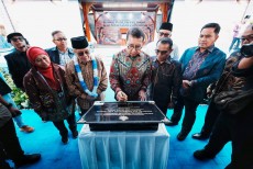 Fadli Zon Resmikan Aktivasi Rumah Puisi Taufiq Ismail Menjadi Museum Sastra Indonesia