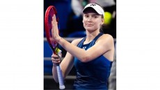 Si Cantik Rybakina Lolos Ujian Perdana di Dubai, Singkirkan Birrell, Janice Tjen Duel Lawan Anisimova