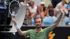 Medvedev Hentikan Langkah Auger-Aliassime, Tantang Griekspoor di Final Dubai Open