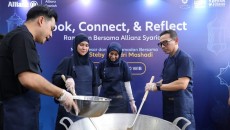Allianz Syariah Bagikan 1.500 Porsi Hidangan Buka Puasa dalam Kegiatan Ramadan Penuh Kebersamaan