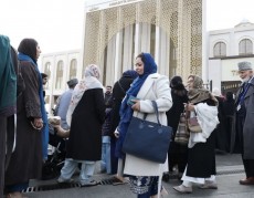 Inggris Rayakan Idulfitri di Tengah Gejolak Politik Atas Klaim Shalat Berjamaah sebagai Tindakan Intimidasi