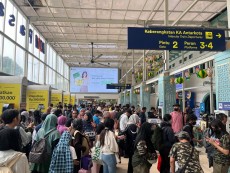 Pecah Rekor Lebaran, KAI Layani 242.773 Pelanggan KA Jarak Jauh dalam Sehari (Okupansi 150,7 Persen)