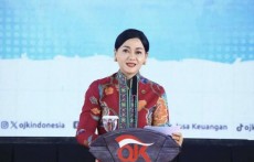 Resmi! Tujuh Komisioner OJK Periode Baru Dilantik, Kiki Siap Tancap Gas
