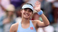 Si Cantik Emma Raducanu Membalas Budi Kepada Petenis Miliarder Amerika saat Performanya sedang Tidak Bagus