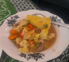 Inayah Wahid Menikah di Sumenep, Hidangan Masak Pae Jadi Sorotan