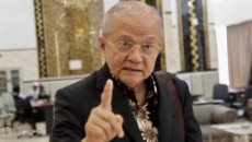 Iran vs Strategi Serangan Trump: Saatnya Counter Attack ala Mourinho Jadi Jawaban