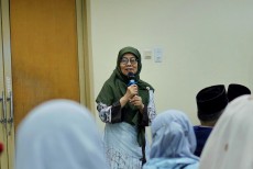 Pesan Ketua Umum PP Aisyiyah di Wisuda UNISA Yogyakarta, Lulusan Diminta Siap Hadapi Tantangan