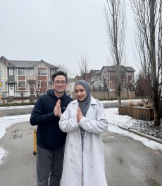 Tengku Firmansyah dan Cindy Fatikasari Mudik ke Indonesia demi Tengok Cucu Pertama