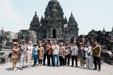 Menteri Kebudayaan Tinjau Candi Sewu dan Keraton Ratu Boko, Tekankan Percepatan Restorasi dan Penguatan Pariwisata Berbasis Budaya