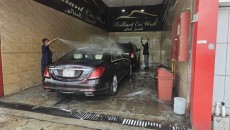 Regulasi Baru Arab Saudi Melarang Pencucian Mobil Manual di SPBU