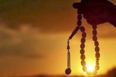 Patroli Cahaya: Ada Malaikat yang Bertugas Mencari Majelis Dzikir