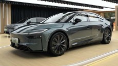 Toyota Bikin EV Seukuran S-Class dengan Kursi Pijat Seharga Rp352 Juta