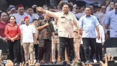 Prabowo Instruksikan Bank BUMN Salurkan Kredit Rakyat dengan Bunga Maksimal 5%