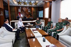 Kasad Terima Deputi Kemenko Pangan, Percepat Implementasi Pengelolaan Sampah Nasional