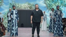 Kolaborasi Ivan Gunawan x Kopi Kenangan, Nuansa Romantis untuk Inspirasi Busana Hari Raya