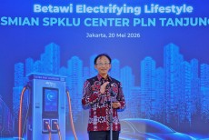PLN Resmikan SPKLU ke-5.000 di Indonesia, Perjalanan Pengguna EV Kini Makin Mudah dan Nyaman