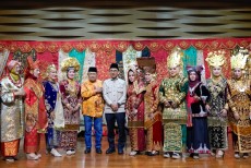 Fadli Zon Ajak Diaspora Minang Perkuat Nagari, Budaya Jadi Kekuatan Indonesia
