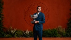 Alexander Zverev Raih Grand Slam Pertama Setelah di Final Kalahkan Cobolli di Final Prancis Open dan Bawa Hadiah 49 Miliar